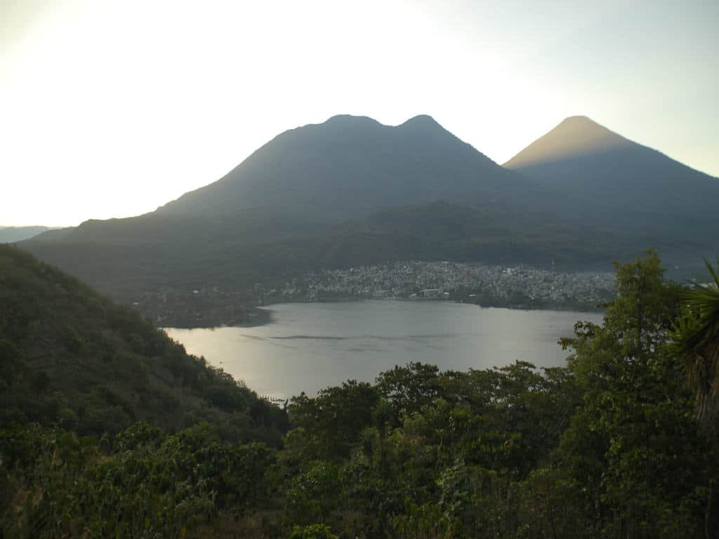 Volcan Toliman, Lac Atitlan, Guatemala (Hasamélis)