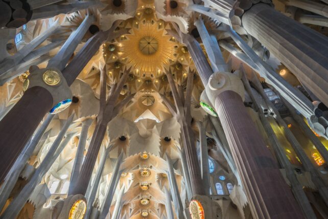 Sagrada Familia, Barcelone, Espagne (Pxhere)